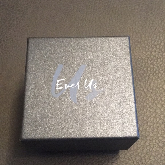 Kay Jewelers(Ever Us) 14k white gold and diamonds - Picture 2 of 7